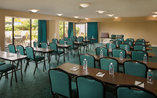 Maui Coast Hotel