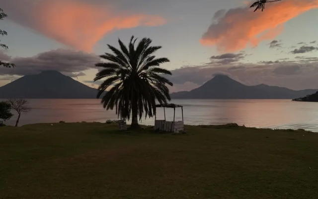 Hotel Bahia Atitlan