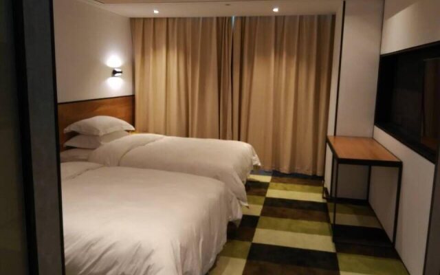 觅你酒店(娄底紫金湾店)