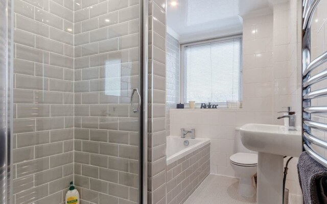 City Apartment With Rural Charm