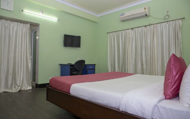 Hotel White House Inn By OYO Rooms