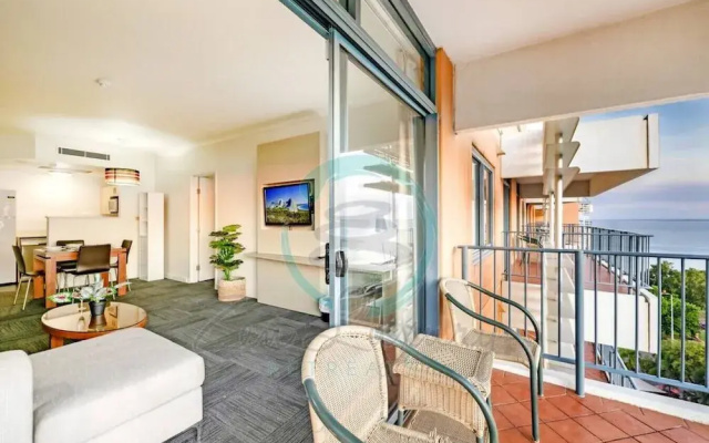 ZEN88 ESPLANADE - 1BR Ocean View Suite
