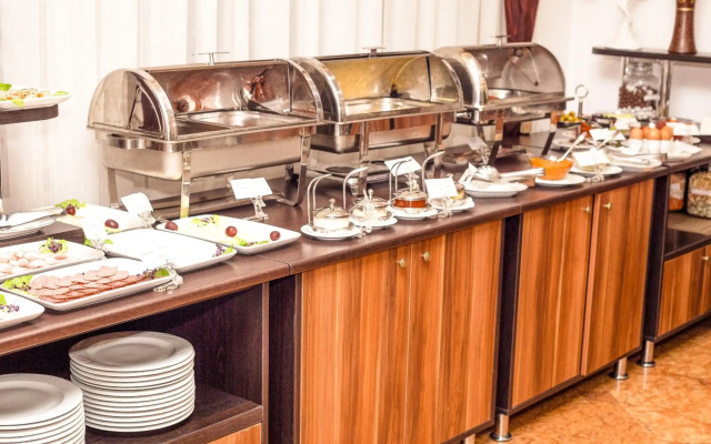 Hotel Athos Rmt