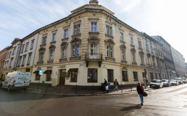 Spatz Aparthotel