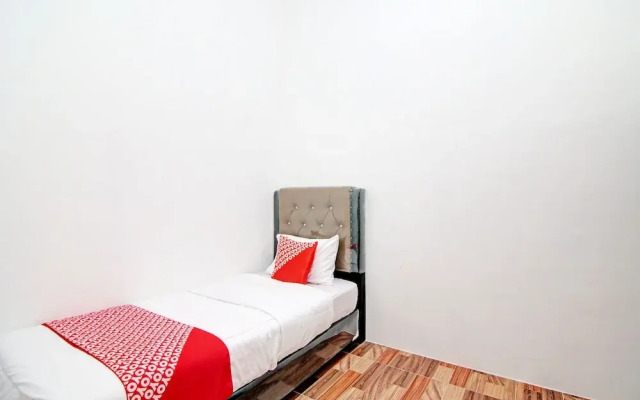 OYO 92946 Dekna Homestay Syariah