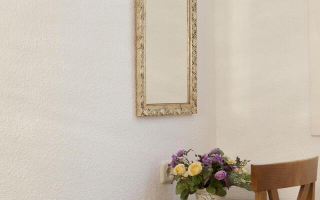Ava Rooms