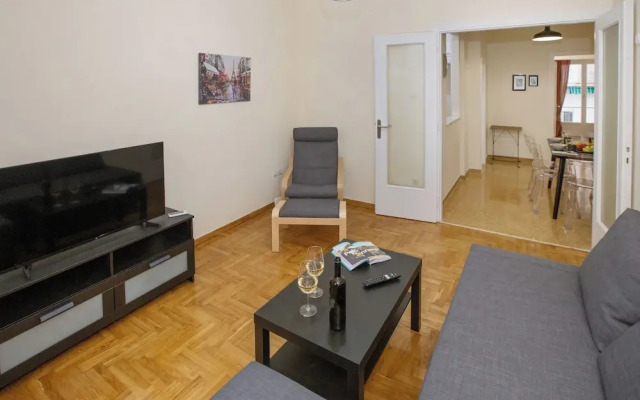 Modern Rental with Cozy Charm by GHH