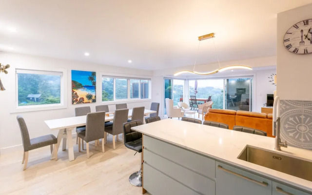 The Kingfisher House - Oneroa