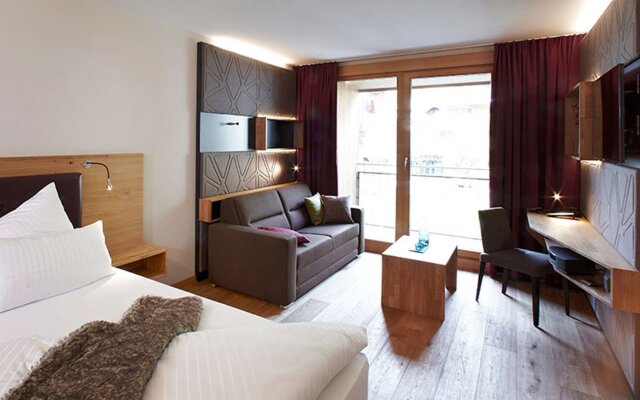 Anthony's Life & Style Hotel