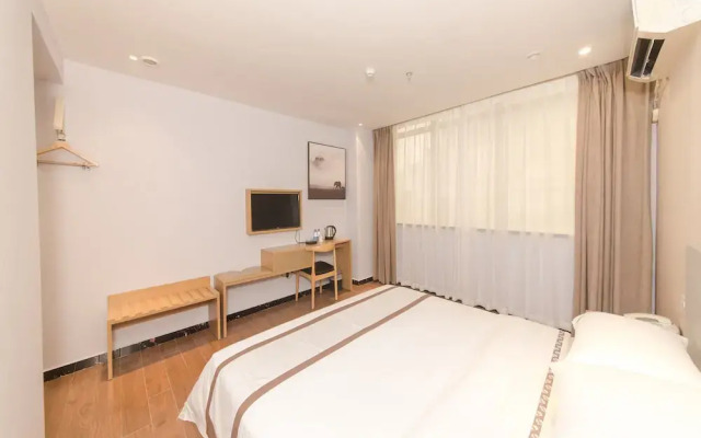 J Tour Inn