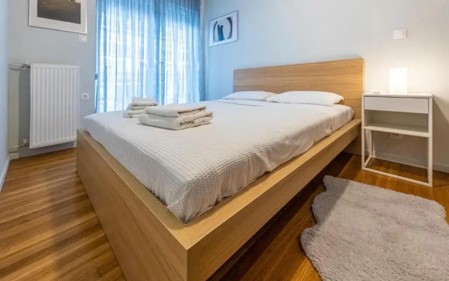 Modern 5BD Apartment in the Heart of Athens