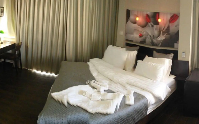27 Montefiore TLV