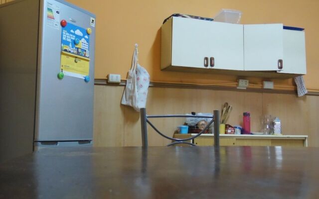 Hostal Tricontinental