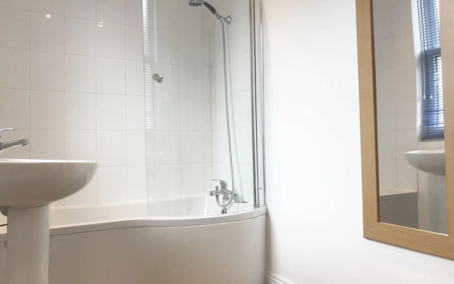 Lux Blu - Truro Apartment