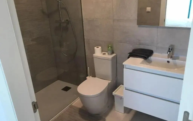 Playamar Iv Calle De La Rosalia 90A