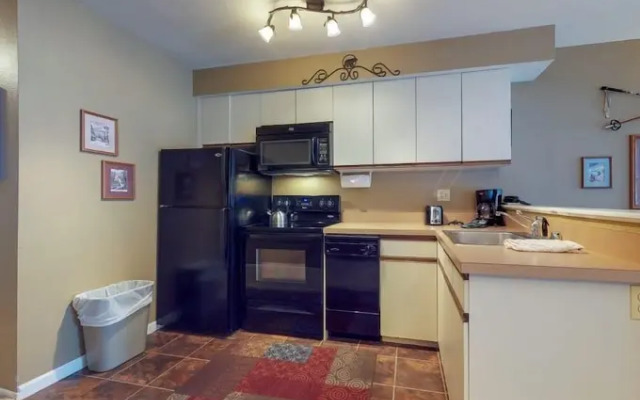 Wildwood Suites Condominiums