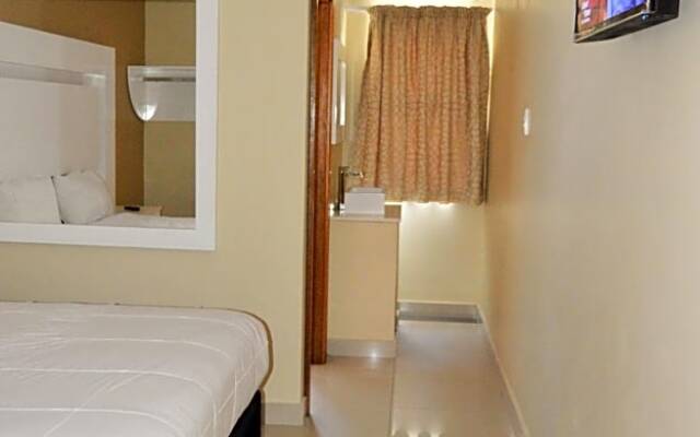 Vintage Hotel