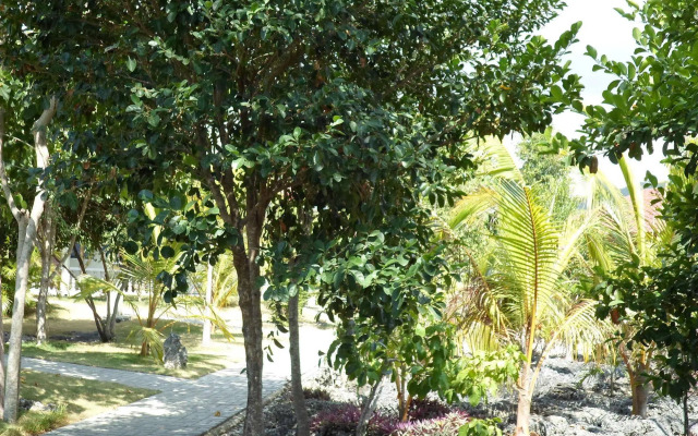 Meili Beach Resort