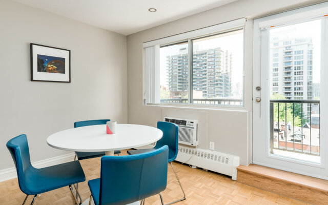 Contemporary 2br in Downtown Mtl by Sonder