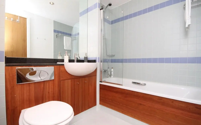 Forbes Street Luxury Apt