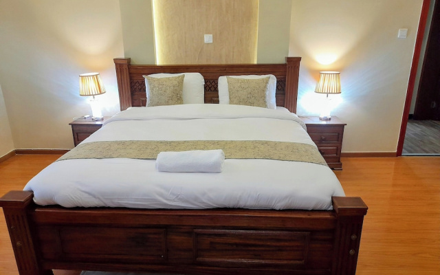 Luxurious 4-bedroom Apartment With Pool Access in Lavington