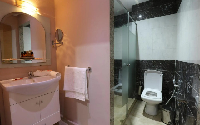 Silver Suites Hotel & Spa