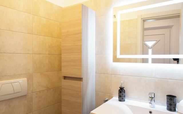 Al Pontile Di Caslano