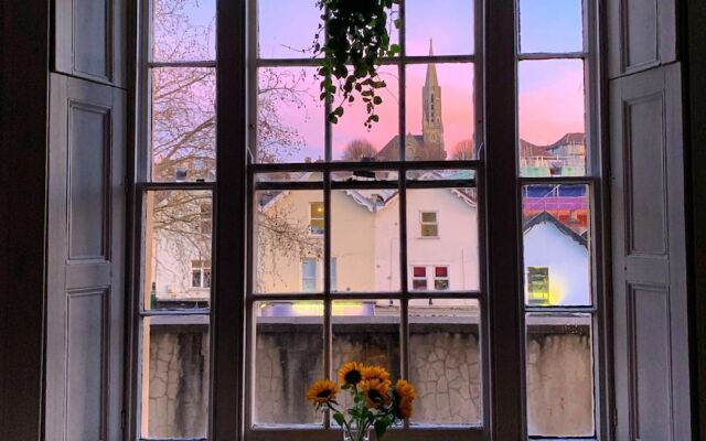 Gloucester Road Studio Flat