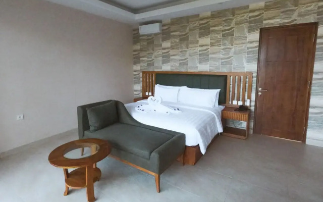 Flamingo Bajo Waecicu