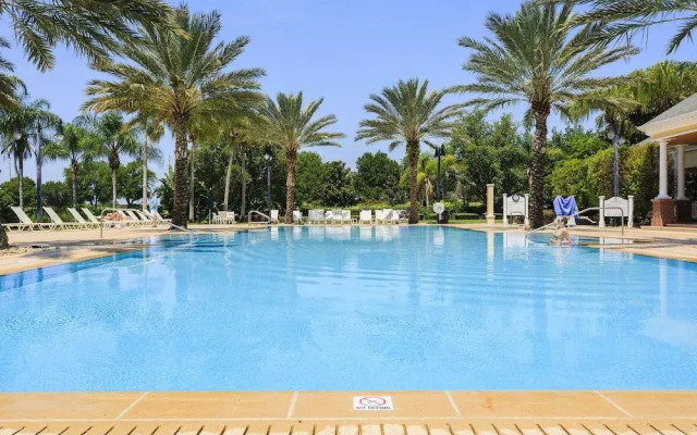 Cabana Court in Reunion Resort 3 Br condo by RedAwning