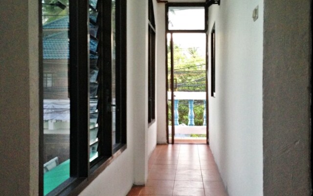 White Rabbit - Hostel