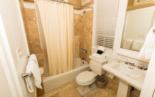 Destin Pointe Homes by Holiday Isle