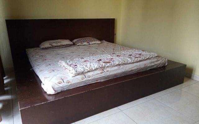 Guest House 647