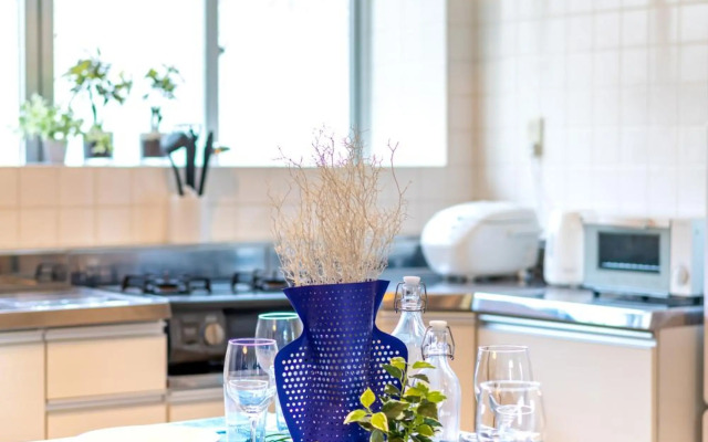 Deluxe Room 96平米 -ウル エスポワールうるま-