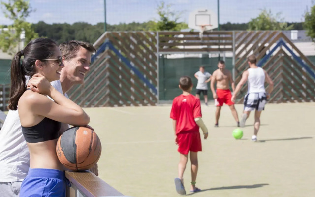 OUILOK – Domaine de Dugny