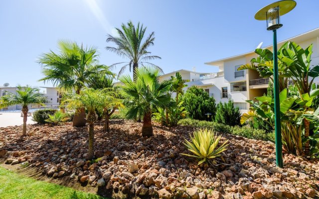 Apartment By the sea