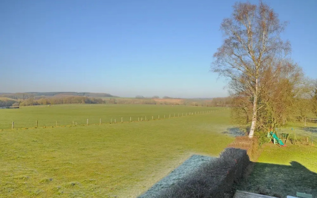 Pleasant Fermette with Outdoor Swimming Pool near Durbuy