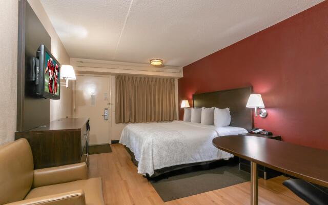 Red Roof Inn PLUS+ Washington DC - Rockville