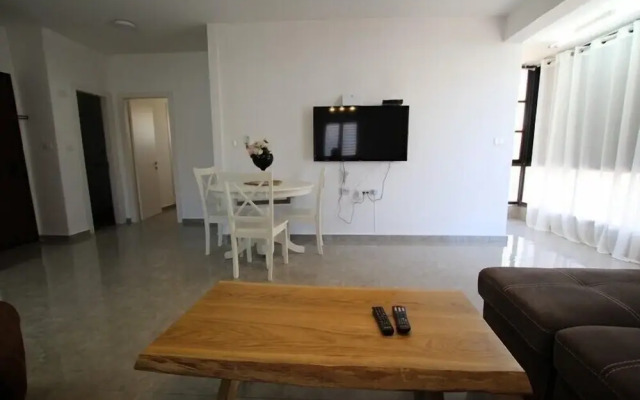 Arendalzrail Apartments Khana Szenes St.