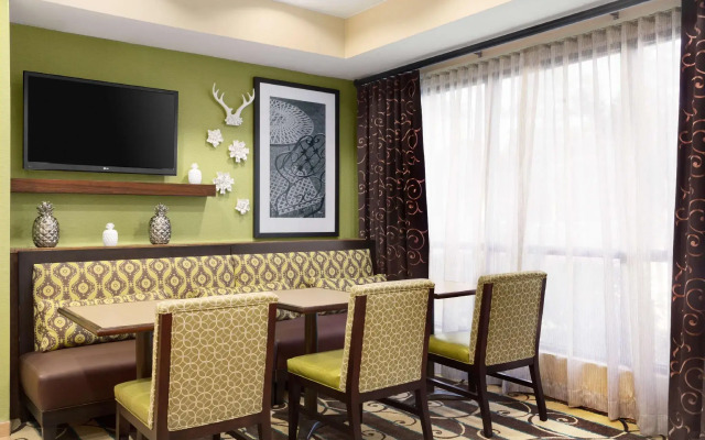 Hampton Inn Houston-Willowbrook Mall