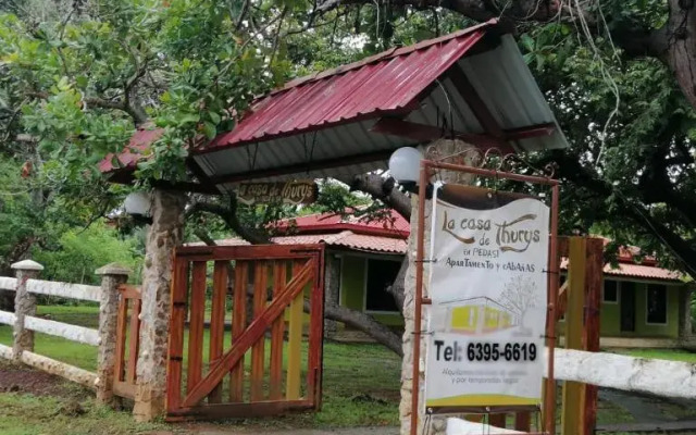 La Casa De Thurys