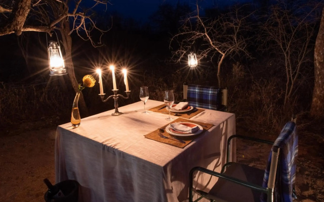 Moya Safari Villa