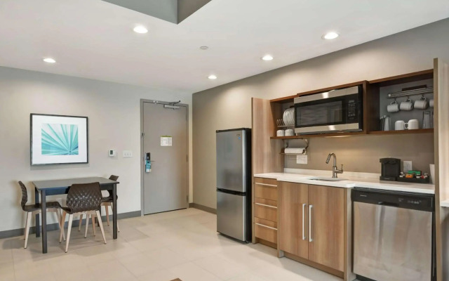 Home2 Suites by Hilton Charlotte Piper Glen