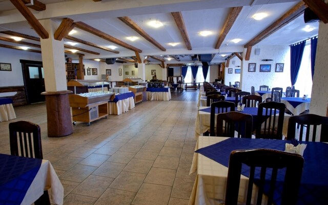 Country Resort Hotel Complex