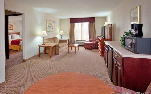 Seasons Inn & Suites Highland