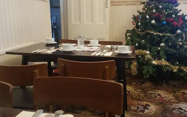 Overton Villa Hotel