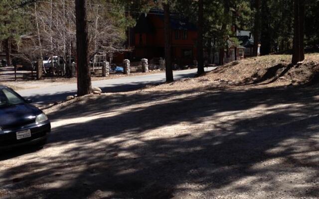 Cabins4Less - Sleeps 1 Only