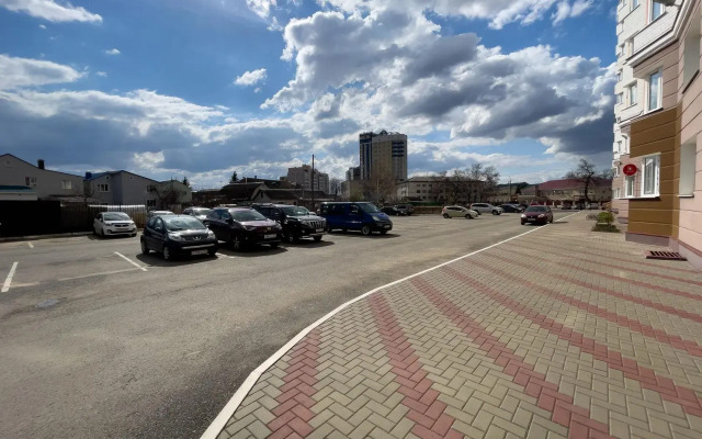 Grant Apart on Staro-Moskovskaya Street