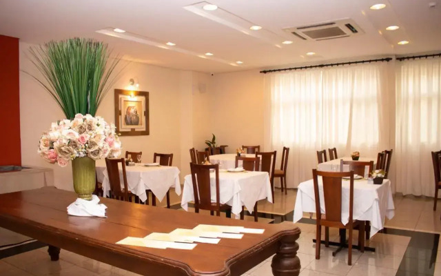 Crystal Residence Hotel
