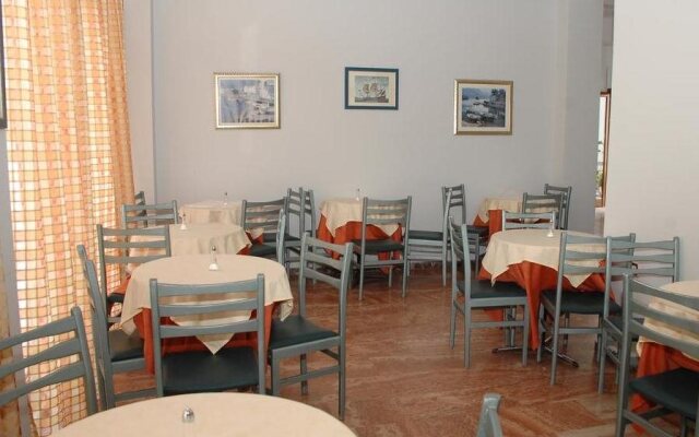 Koronis Hotel